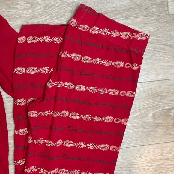 Harley-Davidson Red Pajamas Set Size Med - Picture 4 of 13